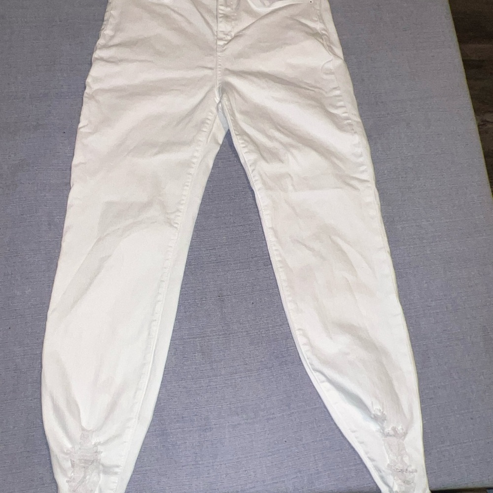 Sneak Peek Women's White Skinny Jeans